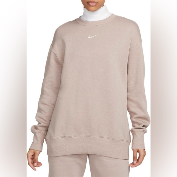 Nike Phoenix Fleece Oversized Crew Sweat Diffused Taupe/Sail size Medium - Picture 1 of 8